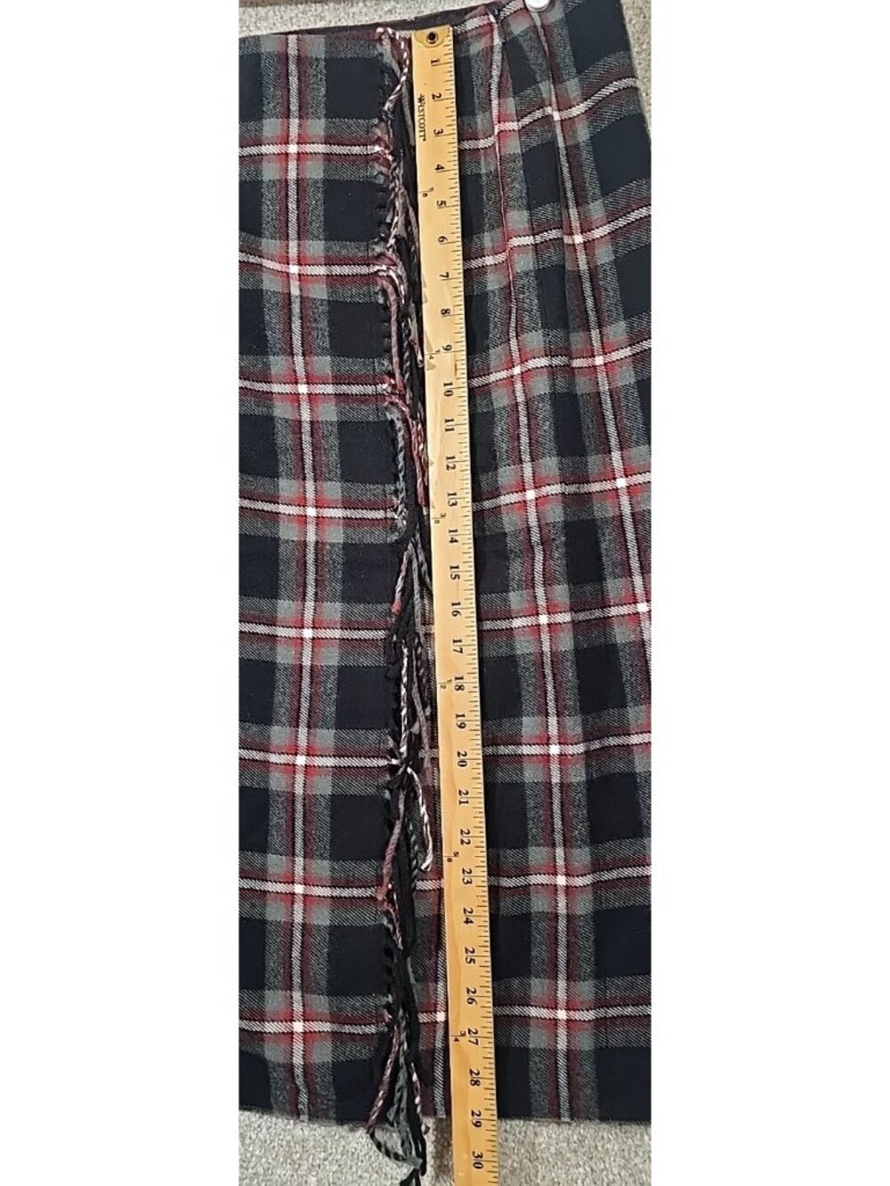 Villager Liz Claiborne Wool Blend Pencil Skirt Lined Plaid Fringe Long Women 16 - Picture 2 of 9